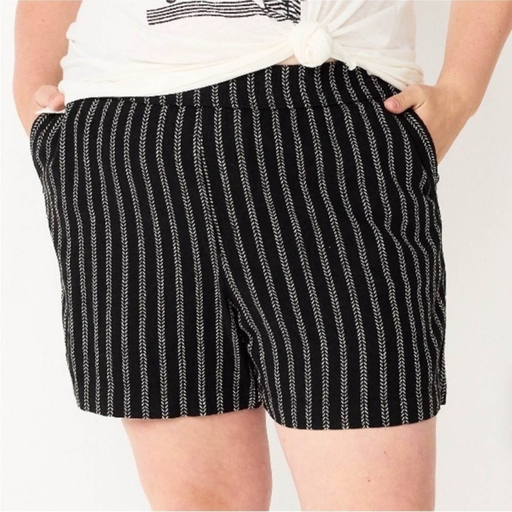 Sonoma Linen Blend Black Patterned Striped Women's Shorts